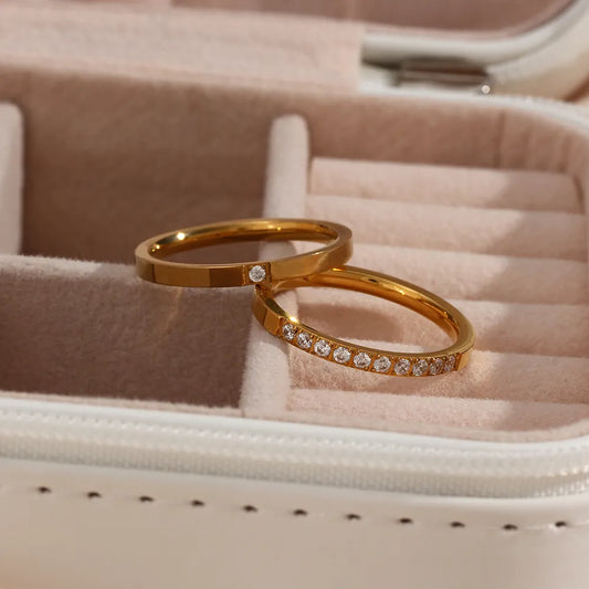 Golden Gemstone Ringband